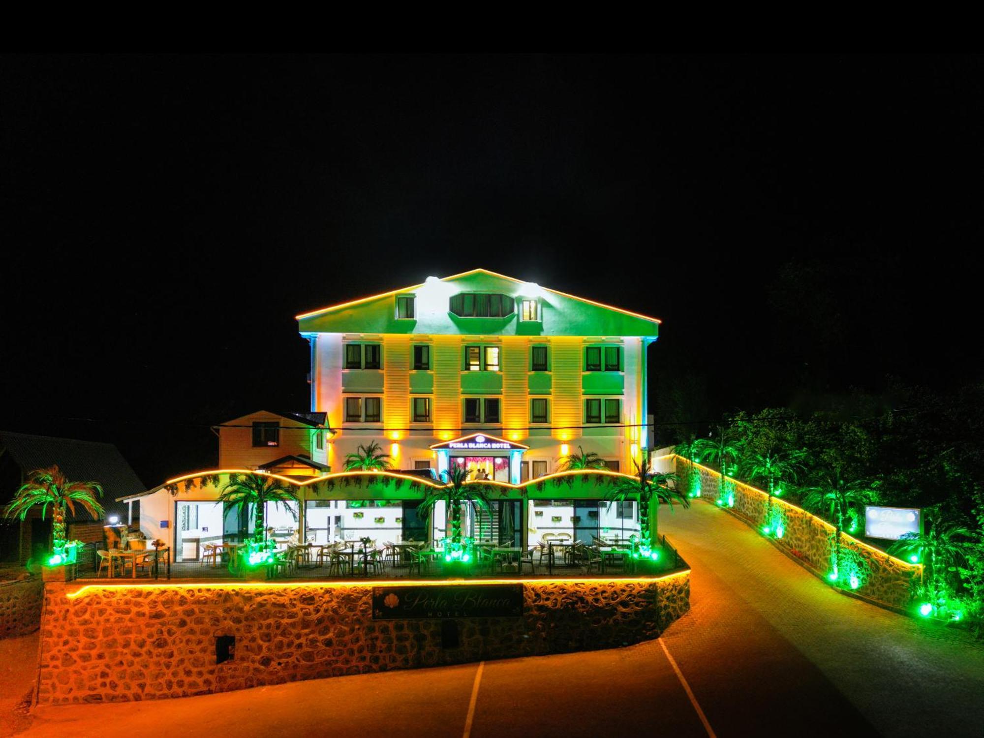 Perla Blanca Hotel Trabzon Exterior photo