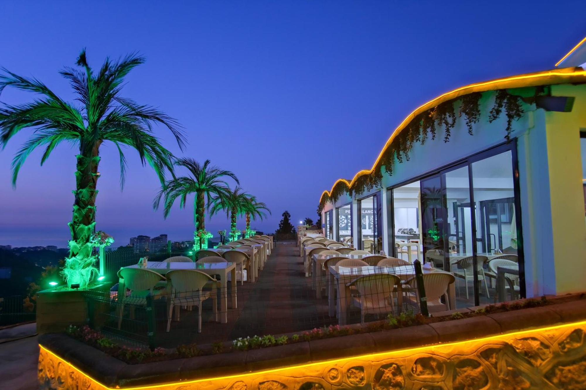 Perla Blanca Hotel Trabzon Exterior photo